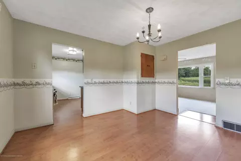 14560 Nichols Rd, Bath, MI 48808 photo 5