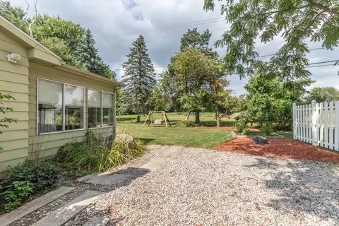 1138 Haslett Rd, Haslett, MI 48840 photo 36