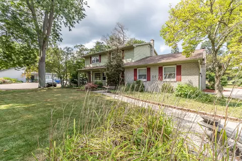 1138 Haslett Rd, Haslett, MI 48840 photo 3
