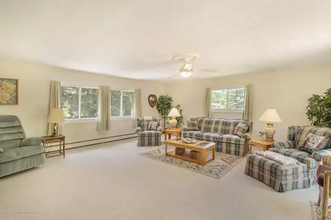 11807 Upton Rd, Bath, MI 48808 photo 10