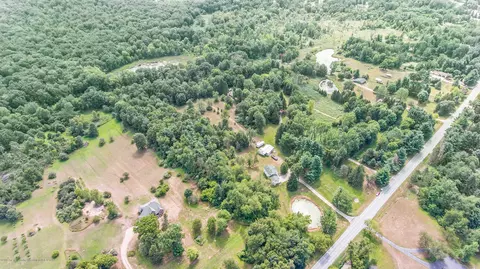 11807 Upton Rd, Bath, MI 48808 photo 54