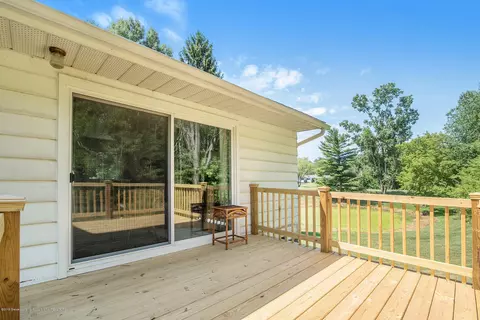 11807 Upton Rd, Bath, MI 48808 photo 31