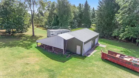 11807 Upton Rd, Bath, MI 48808 photo 44