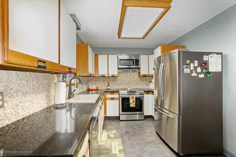 705 Lehigh Dr, Dewitt, MI 48820 photo 8