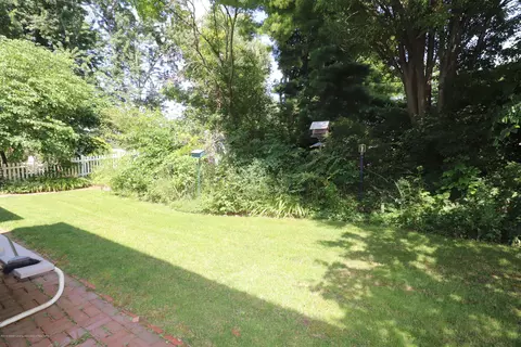 1434 Maycroft Rd, Lansing, MI 48917 photo 20