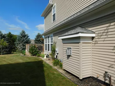 627 N Bailey Cir, Mason, MI 48854 photo 29