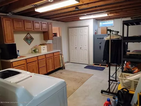 3435 Parkwood Dr, Dewitt, MI 48820 photo 32