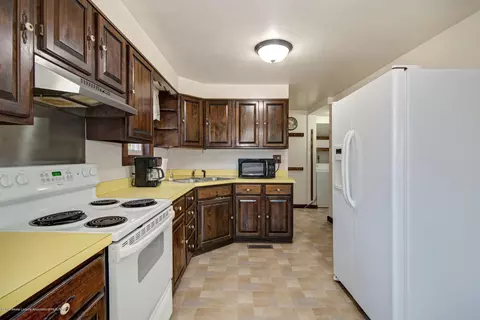 8842 S Francis Rd, Dewitt, MI 48820 photo 9