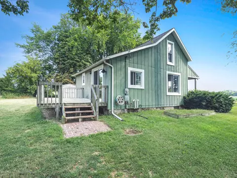 8842 S Francis Rd, Dewitt, MI 48820 photo 19