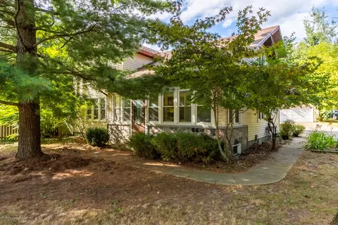 8755 Coleman Rd, Haslett, MI 48840 photo 4
