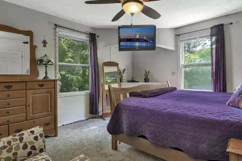 331 Walnut St, Dimondale, MI 48821 photo 15