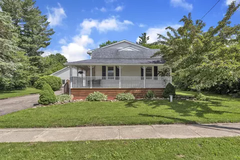 331 Walnut St, Dimondale, MI 48821 photo 2