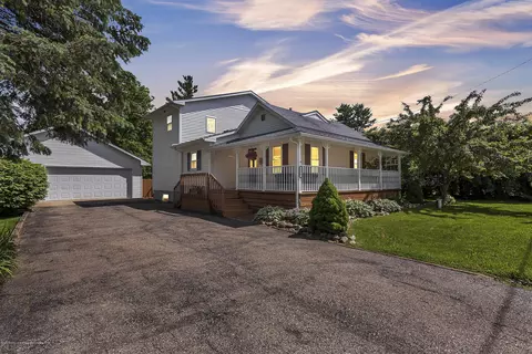 331 Walnut St, Dimondale, MI 48821 photo 1