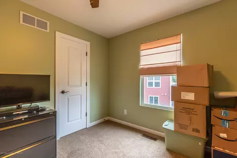 1075 Oakwood Dr, Dewitt, MI 48820 photo 27