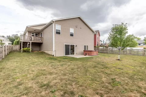 1075 Oakwood Dr, Dewitt, MI 48820 photo 33
