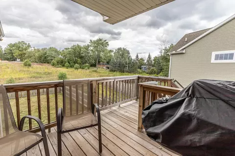 1075 Oakwood Dr, Dewitt, MI 48820 photo 30