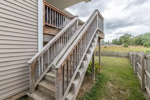 1075 Oakwood Dr, Dewitt, MI 48820 photo 32