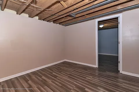 1003 Pine St, Dewitt, MI 48820 photo 17