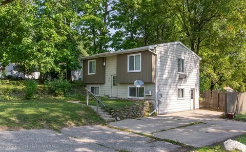 5912 Edson St, Haslett, MI 48840 photo 1