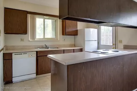 5912 Edson St, Haslett, MI 48840 photo 3