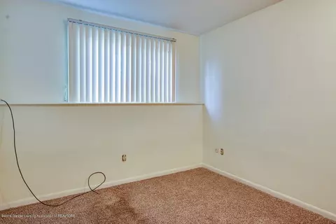 5912 Edson St, Haslett, MI 48840 photo 7