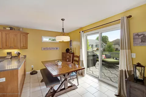 11573 Sara Ann Dr, Dewitt, MI 48820 photo 14