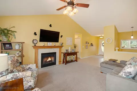 11573 Sara Ann Dr, Dewitt, MI 48820 photo 12