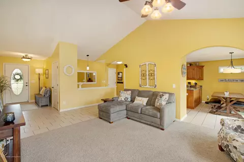 11573 Sara Ann Dr, Dewitt, MI 48820 photo 13