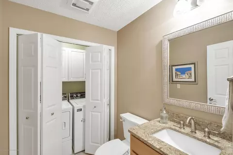 5155 Hawk Hollow Dr, Bath, MI 48808 photo 32