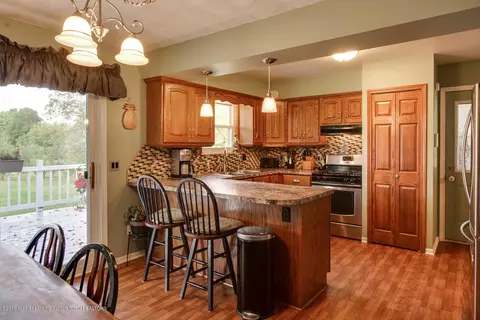 9495 E Cole Rd, Durand, MI 48429 photo 10