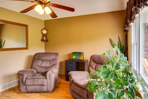 9495 E Cole Rd, Durand, MI 48429 photo 14