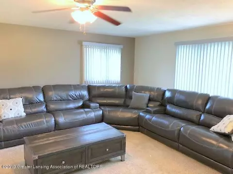 1337 N Creyts Rd, Lansing, MI 48917 photo 7
