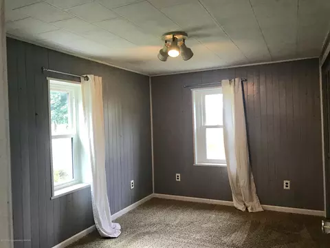 15045 Daggott Rd, Lansing, MI 48906 photo 14