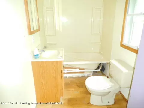 6550 Clark Rd, Bath, MI 48808 photo 8