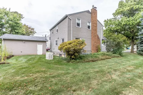 2101 Cooper Ave, Lansing, MI 48910 photo 3