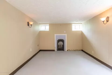 2101 Cooper Ave, Lansing, MI 48910 photo 21