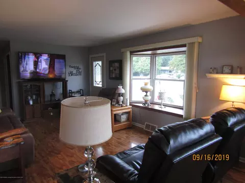 9499 Marshall Rd, Olivet, MI 49076 photo 7