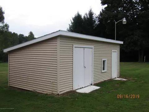 9499 Marshall Rd, Olivet, MI 49076 photo 22
