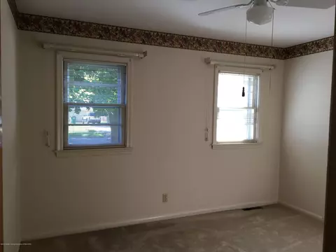 3914 Devonshire Ave, Lansing, MI 48910 photo 13