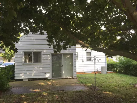 3914 Devonshire Ave, Lansing, MI 48910 photo 11