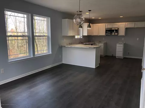 14170 E Hidden Way, Bath, MI 48808 photo 5