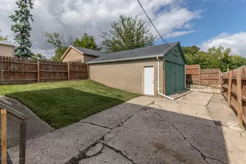 1309 E Cesar Chavez Ave, Lansing, MI 48906 photo 3