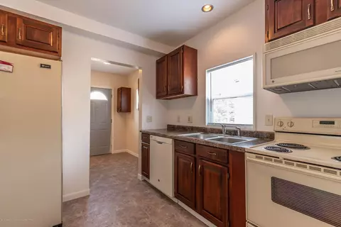1309 E Cesar Chavez Ave, Lansing, MI 48906 photo 14