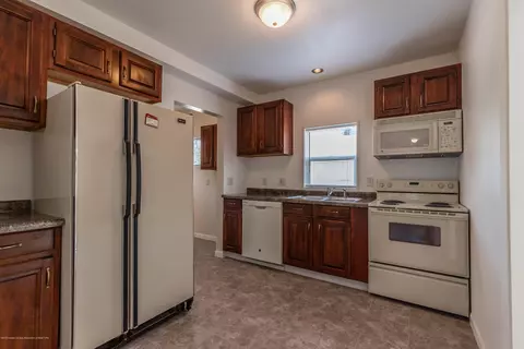 1309 E Cesar Chavez Ave, Lansing, MI 48906 photo 15