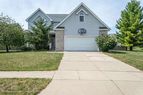 5287 Thames Dr, Haslett, MI 48840 photo 1