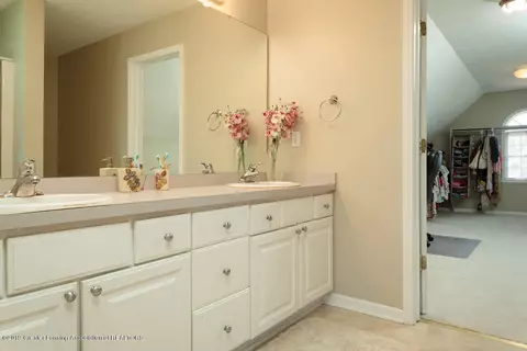 5287 Thames Dr, Haslett, MI 48840 photo 27