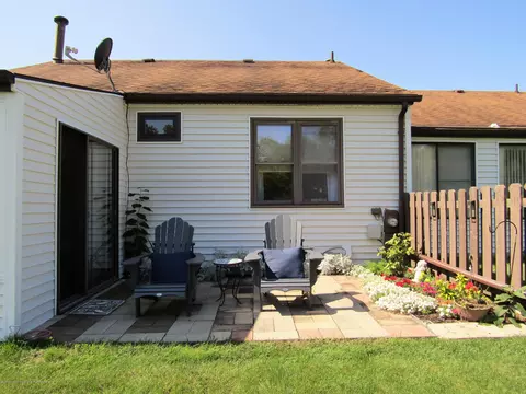 496 Red Cedar Blvd, Williamston, MI 48895 photo 4
