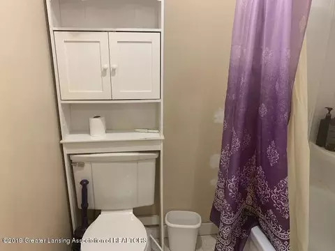 607 E Higham St, Saint Johns, MI 48879 photo 8