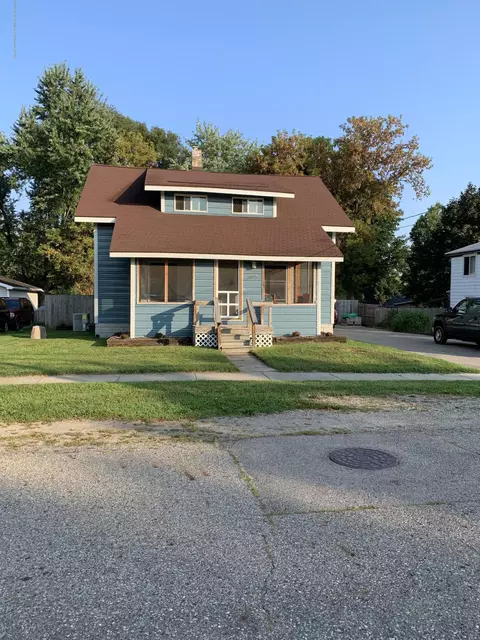 5823 High St, Bath, MI 48808 photo 1