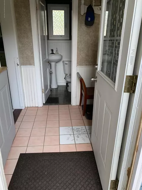 5823 High St, Bath, MI 48808 photo 21